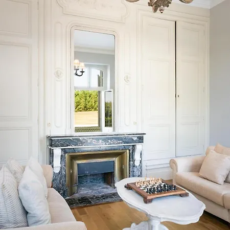 Holiday home Chateau Lasfargues - Exclusive Fairytale Castle - Pool, Games Room,